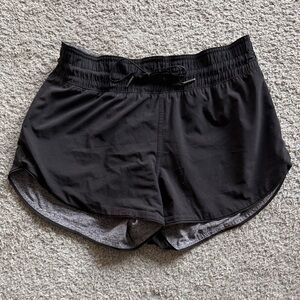 Lululemon Reversible Shorts size 6